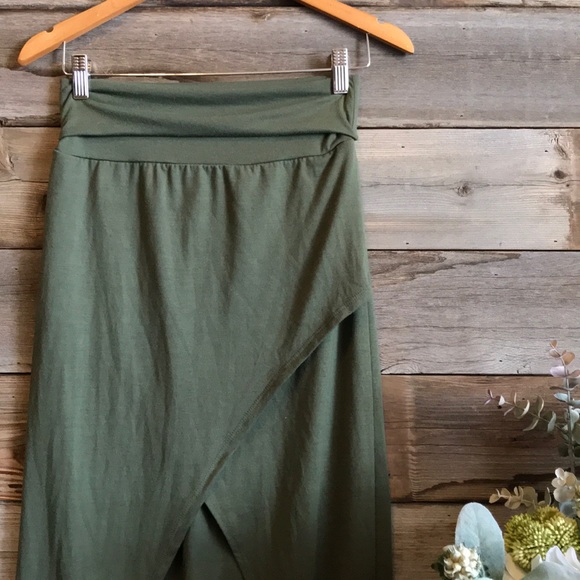 Dresses & Skirts - Sage Fold-over Waist Tulip Maxi Skirt
